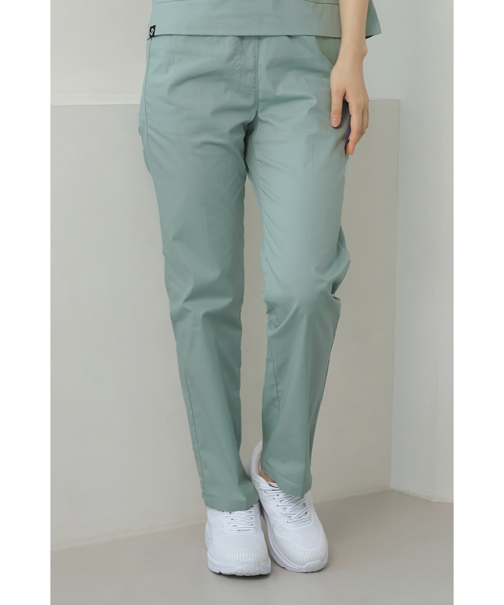 여성 모델 착용 S22L4