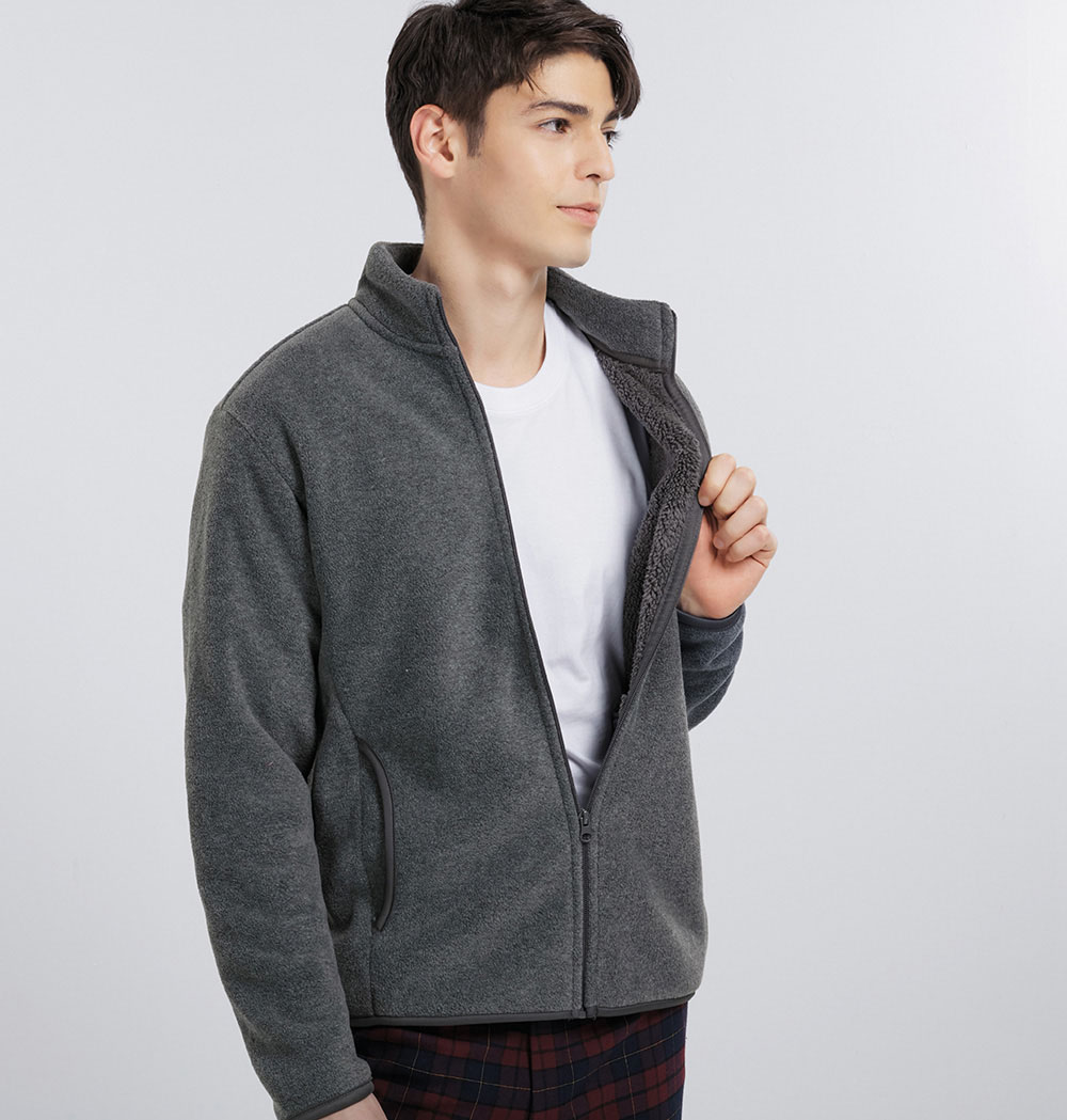 모델 상세이미지2