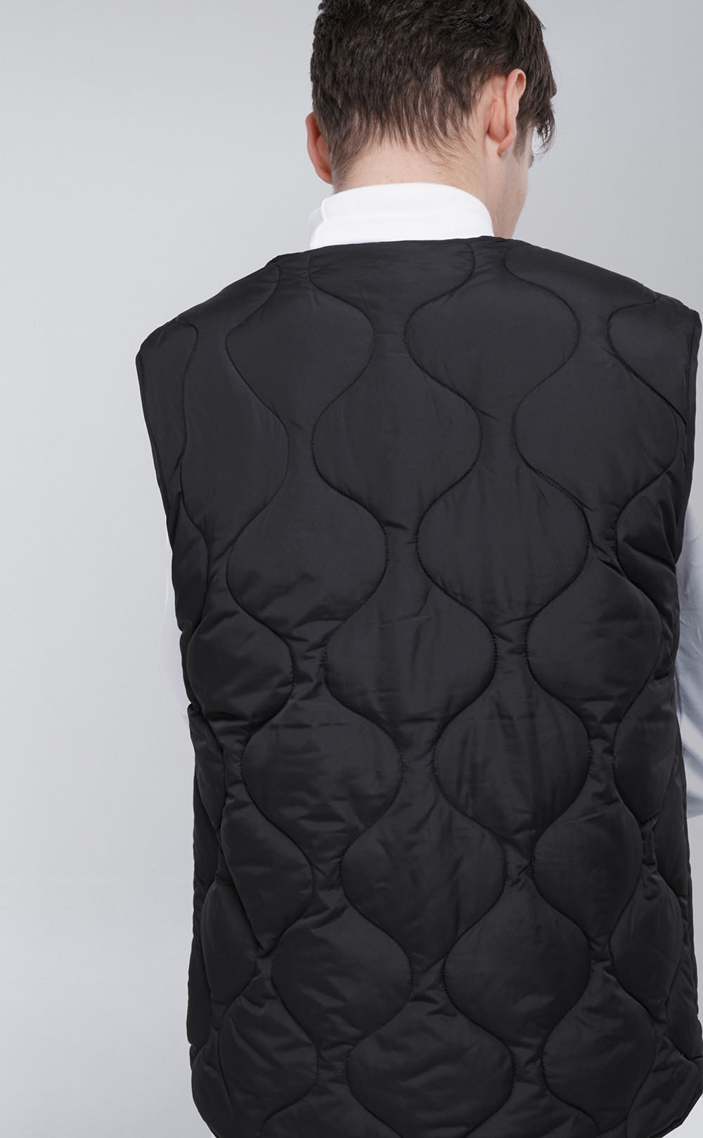 모델 상세이미지2